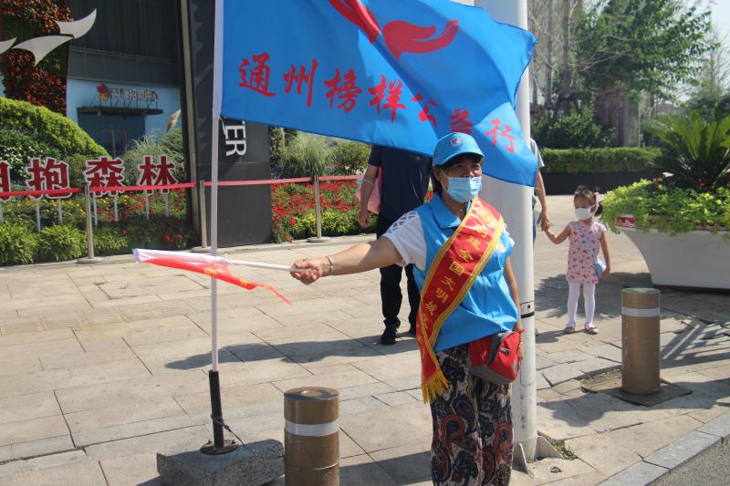 <strong>快草骚逼网站</strong>